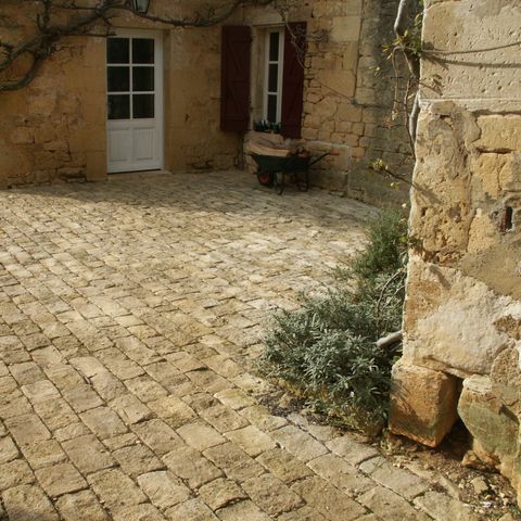 Напольная плитка из натурального камня - ÉCLATÉS MARTELÉS - AUBEROCHE  - OCCITANIE PIERRES - для наружного применения / для террасы / для сада