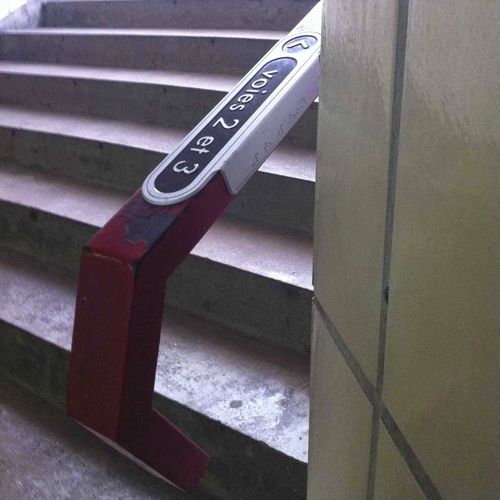 Фиксированная указательная табличка - PASAMANO - MARCAL - из алюминия / для поручней / со шрифтом Брайля