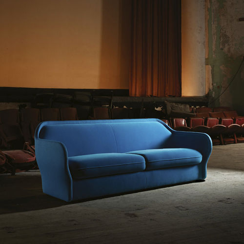 Современный диван - BARDOT - BERNHARD design - из ткани / из кожи / с подлокотниками