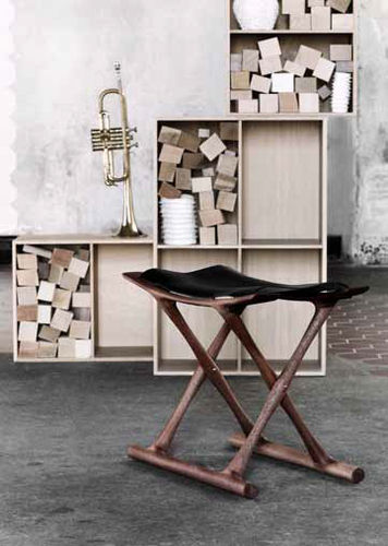 Стилизованный табурет - OW20000 - Carl Hansen & Son