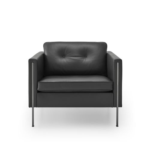 Стилизованное кресло - ANDY - Ligne Roset - из кожи / из ткани / из полиэстера
