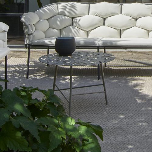 Современный журнальный столик - EZOU - Ligne Roset - из лакированной стали / с основанием из стали / круглый