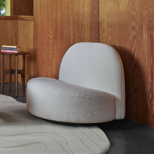 Низкое кресло уникальный дизайн - ELYSEE - Ligne Roset - из кожи / из ткани / обитое