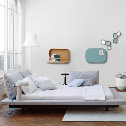 Двуспальная кровать - PETER MALY - Ligne Roset - современная / с изголовьем / обитая