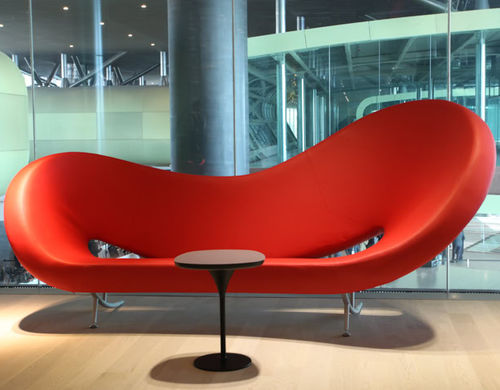 Диван уникальный дизайн - VICTORIA AND ALBERT - MOROSO - из ткани / из кожи / с подлокотниками
