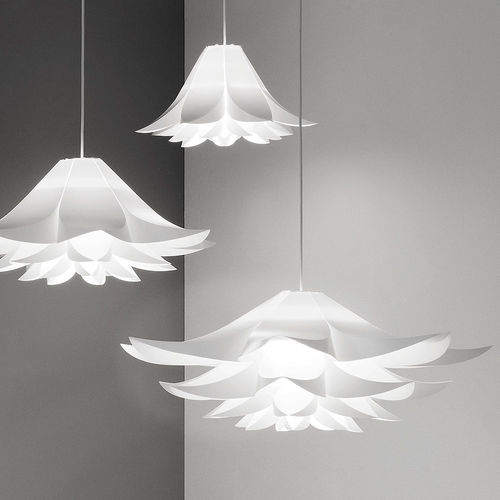 Подвесная лампа - NORM 06 - Normann Copenhagen - из пластика / уникальный дизайн / проводная