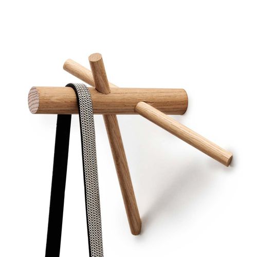 Современный крючок - STICKS - Normann Copenhagen - из дуба / множественный / индивидуальный