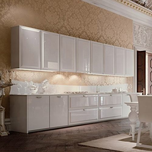 Классическая кухня - DIAMOND - SCIC - из дерева / из лакированного стекла / островного типа