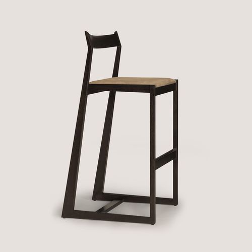 Современный барный стул - LINEGROUND #2  - Skram Furniture - для интерьера / из кожи / с основанием из бука