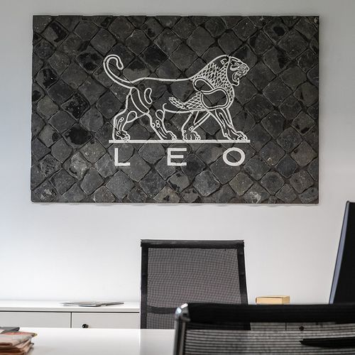 Декоративная панель из алюминия - LEO PHARMA - Aeterna Design Srl - настенный / 3D / имитация бетона