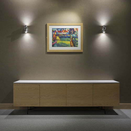 Современный буфет - VANTAGE  - WILLIAM HANDS - из дерева / из стекла / с распашными дверями