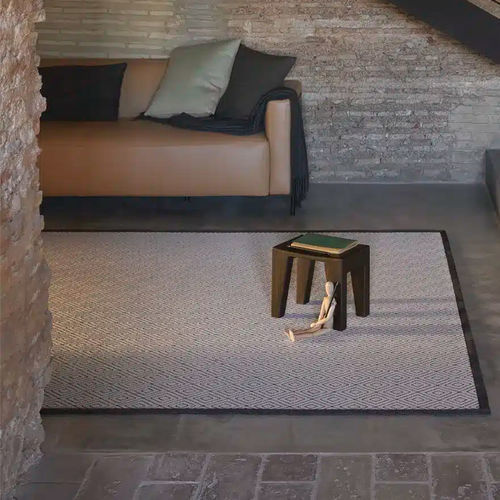 Современный ковер - MAYA RHOMBUS OAT NIGHT - Rols Carpets - c геометрическим рисунком / из ПЭТФ / прямоугольный