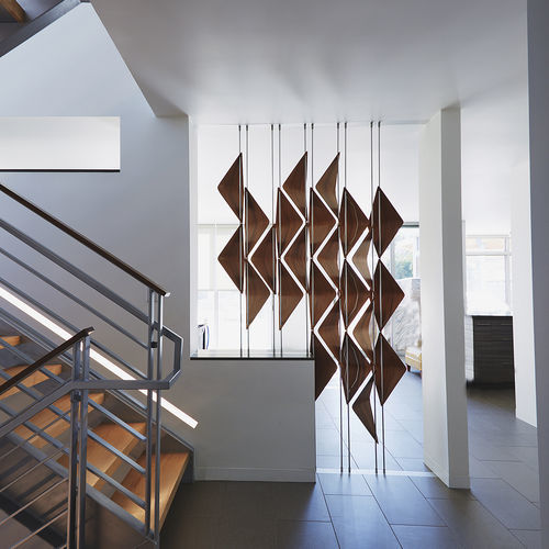 Разделитель пространства из орехового дерева - WINDOW SHADES - Elish Warlop Design Studio - для профессионального использования / для интерьера / по индивидуальному заказу