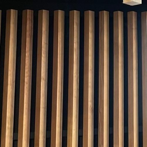 Настенная акустическая панель - WL/R8/38x38 - Woodslines - для перегородки / для подвесных потолков / из лиственницы