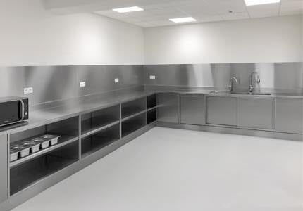 Современная кухня - S1 - AGMA ARREDO INOX PROFESSIONALE SRL A SOCIO UNICO - из нержавеющей стали / L-образная / большого размера