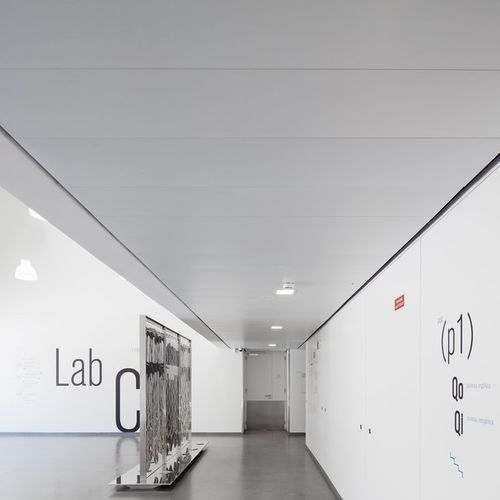 Подвесной потолок из металла - BIOGUARD - Knauf Ceiling Solutions - из плит / для чистого помещения / для интерьера