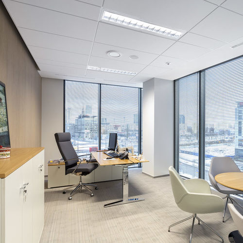Подвесной потолок из минерального волокна - ADAGIO dB+ - Knauf Ceiling Solutions - из плит / для офиса / для чистого помещения