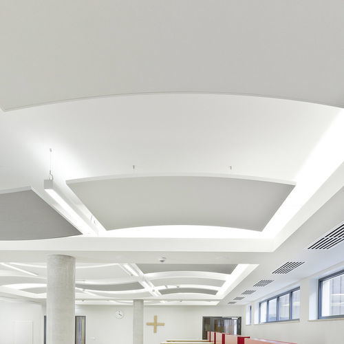 Подвесной потолок из минерального волокна - Sonic Line Arc - Knauf Ceiling Solutions - из панелей / для конференц-зала / для интерьера