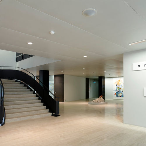 Подвесной потолок из металла - Armstrong R-H  - Knauf Ceiling Solutions - из плит / для офиса / для интерьера