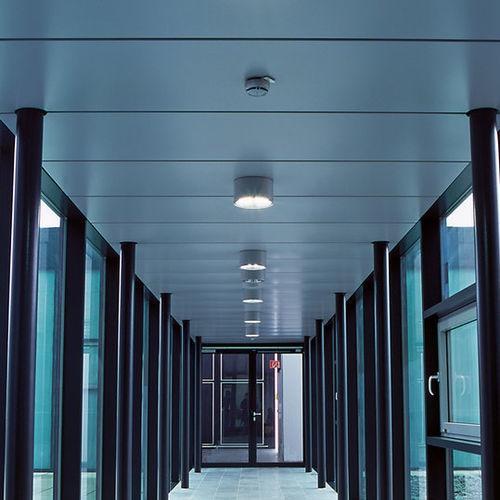 Подвесной потолок из металла - Armstrong F-Clip  - Knauf Ceiling Solutions - из панелей / для интерьера / акустический