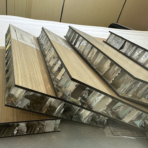 Сэндвич-панель для облицовки - Changzhou Zhongtian Fire-proof Decorative Sheets Co., Ltd. - для фасада / для внутренней компоновки / для перегородки