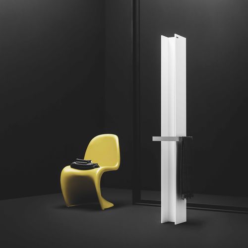 Радиатор на горячей воде - T TOWER - ANTRAX - электрический / 501 w...750 w / современный