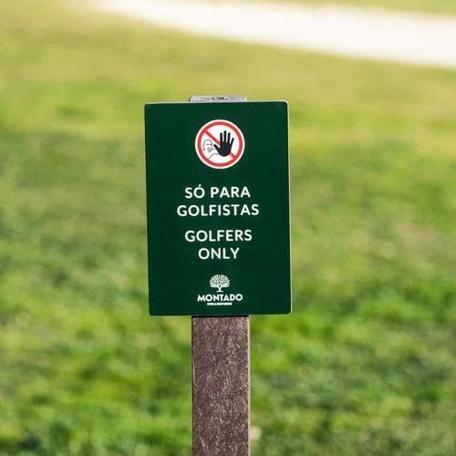 Напольная сигнальная табличка - GOLF - Floema - из переработанного пластика / из ламината высокого давления / вторично использованная
