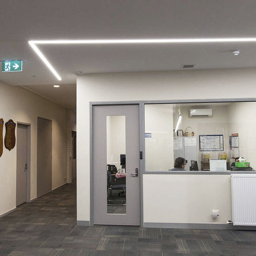 Встраиваемый светильник - LINER-M - LICALUX LIGHTING - LED / линейный / IP20