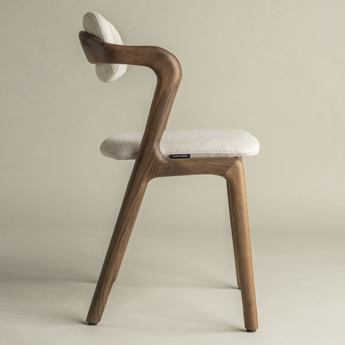 Современный cтул - Otto Comfort - Pommier Furniture - для интерьера / из ткани / с основанием из дуба