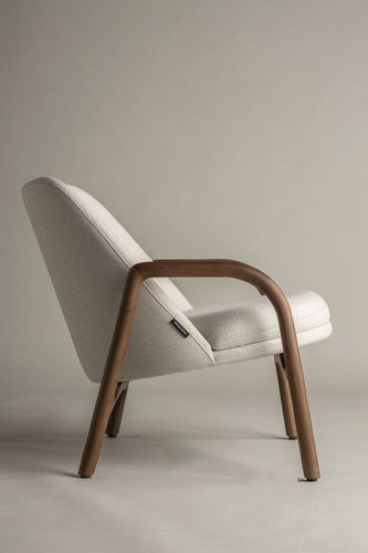 Современное кресло - Cotto - Pommier Furniture - из ткани / из дуба / из орехового дерева
