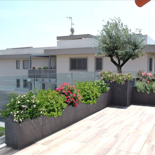 Кадка для садовых растений из песчаника - G series - DOMINO Srl - прямоугольная / квадратная / на заказ
