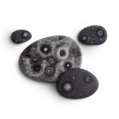 Акустическая панель для стены - ASTEROID - Katsu Stones - из шерсти / с геометрической структурой / серая