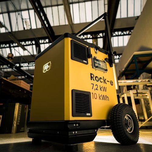 Электрогенератор с питанием от аккумулятора - ROCK-E - PESS ENERGY - монофазовый / мобильный / для стройки