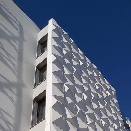 Вентилируемый фасад из композита - Mercantlis – Façades Ventilées - из алюминия / листовой
