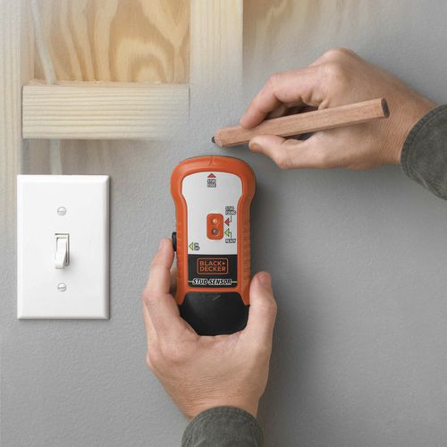 Детектор скрытых коммуникаций со звуковым сигналом - SF100 - Black & Decker - для дерева