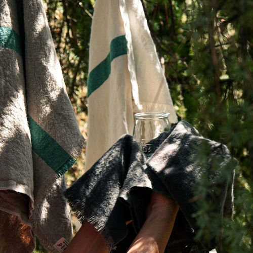 Обивочная ткань - TERRA - dELENZO LINEN FROM EUROPE S.L - однотонная / в полоску / из льна