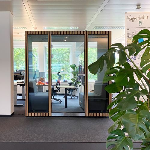 Акустическая рабочий стол POD - 2V - Dancoo Acoustic Pods Manufacturing Co.,Ltd. - эргономичная / с застекленной дверью / USB
