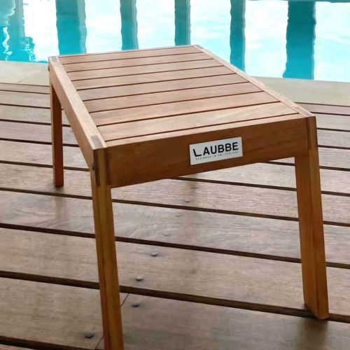 Современный вспомогательный столик - Laubbe Design SL - дерево / из тикового дерева / с основанием из древесины