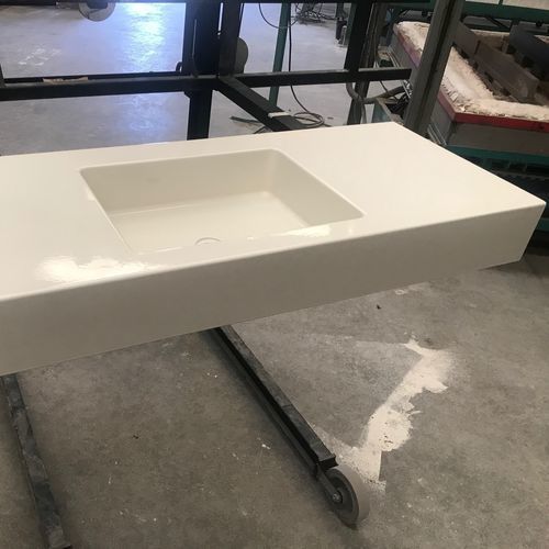 Столешница для раковины из плитки, покрытой эмалью - SOLID  - TRADITION PIERRE - по индивидуальному заказу