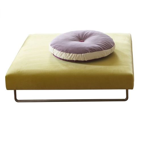 Современная оттоманка - BALANCE - DESIGNERS GUILD - из ткани / квадратная / обитая