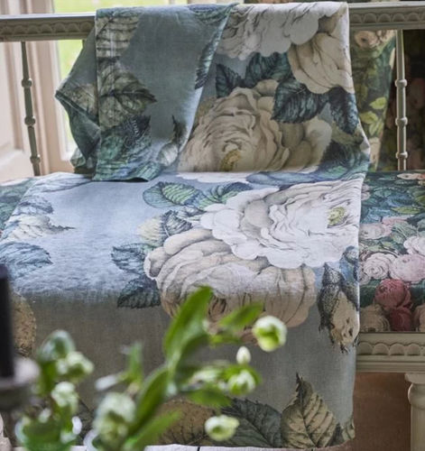 Плед из льна - THE ROSE SWEDISH BLUE - DESIGNERS GUILD