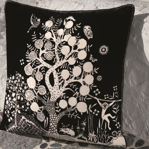Квадратная подушка - CLAIRIERE PRIMEVERE - DESIGNERS GUILD - природный мотив / из хлопка / белая