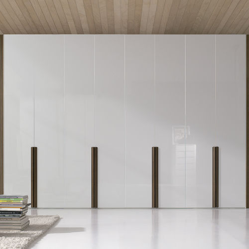 Встраиваемый шкаф для одежды - CHIC - CARRE furniture - современный / из дерева / из лакированной древесины