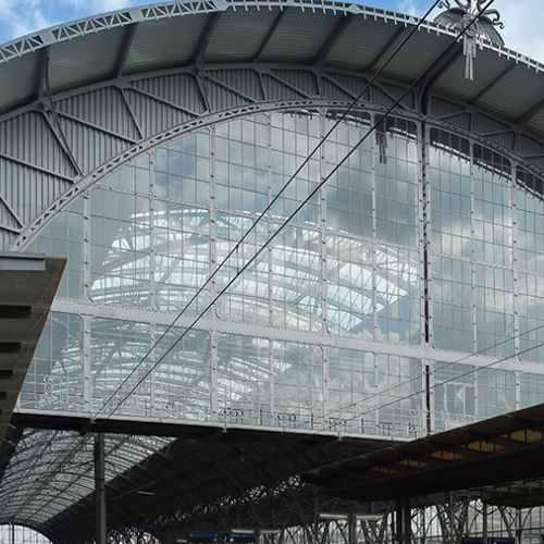 Стеклянная панель для безопасности - STRATOBEL STRONG - AGC Glass Europe - слоистая / прозрачная / цветная