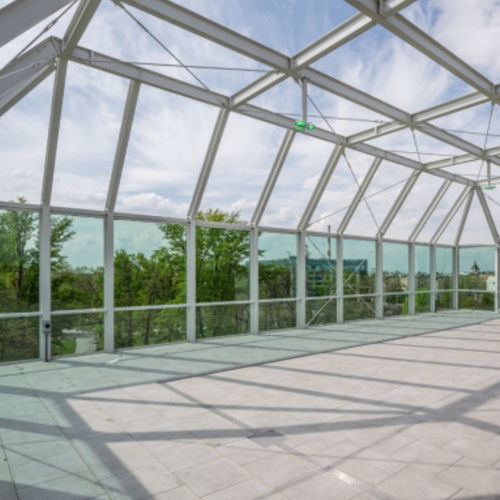 Стеклянная панель для безопасности - STRATOBEL - AGC Glass Europe - с защитой от взрыва / с термоизоляцией / с контролем солнечной энергии