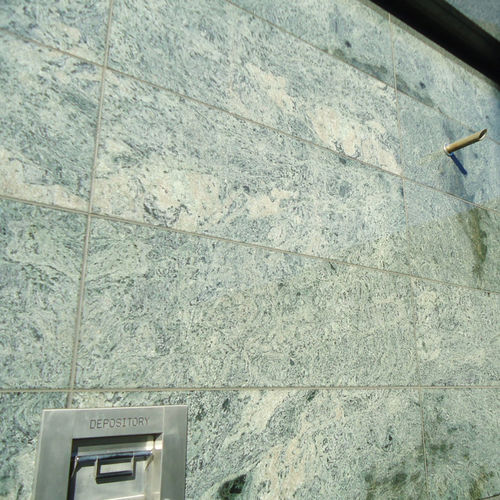 Панельная облицовка фасада - STONELITE® : VERDE SAN FRANCISCO - Stone panels - из гранита / из долговечных материалов / текстурированная