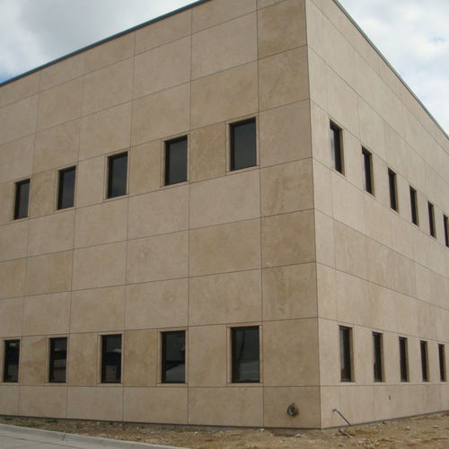 Панельная облицовка фасада - GASCOGNE BEIGE  - Stone panels - из известняка / естественная отделка / имитация камня