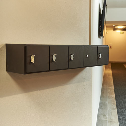 Стеллаж с ячейками из меламина - ATHENA : 5 portes fixation murale - GEKIPS - RFID / с кодом / с картой