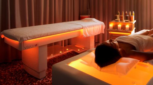 Фиксированный массажный стол - VIVALDI - Inbeca Wellness Equipment S.L - из дерева / для профессионального использования