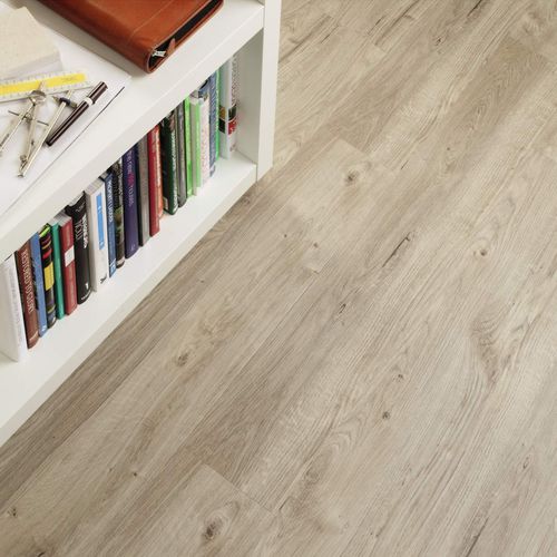 Виниловое напольное покрытие - SPACIA : SUN BLEACHED OAK - Amtico International - для домашнего использования / для профессионального использования / из реек